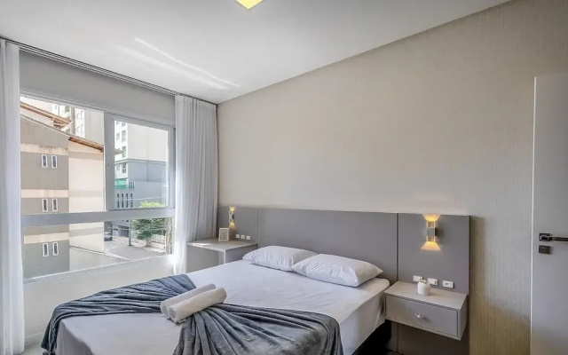 Modern 3BR apt Near the Beach Ema0201