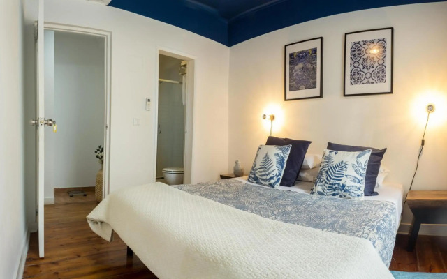 INT Lisbon Suites