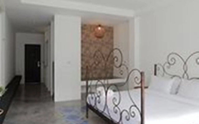 Surintra Boutique Resort