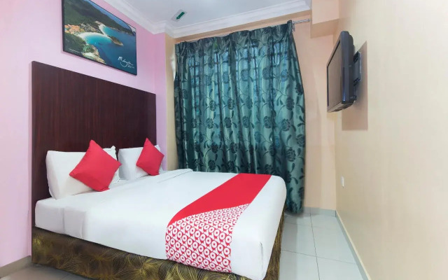 OYO 425 Hotel GS Inn