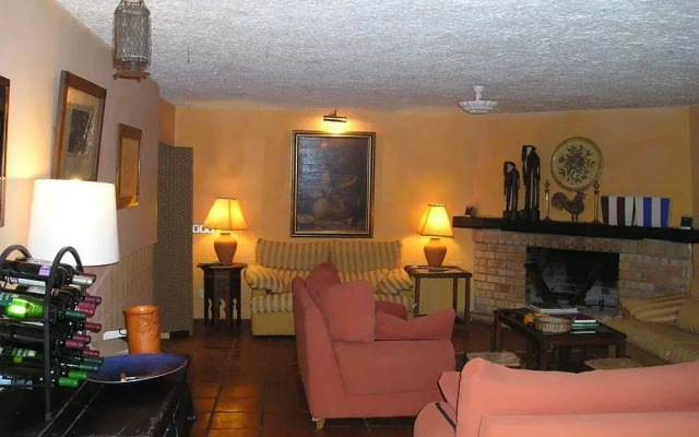 Guesthouse Casadoalto - Ex Casabranca