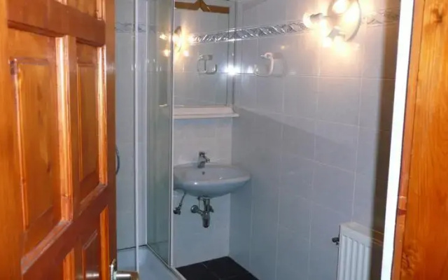 Krisztián Kheops Apartmanok