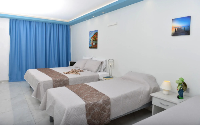 Callinica Hotel
