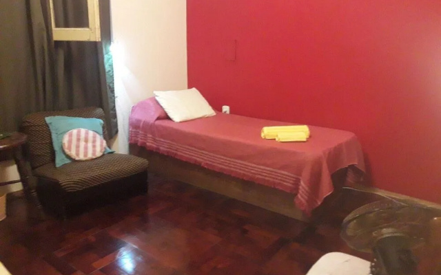 Casa del Árbol Hostel