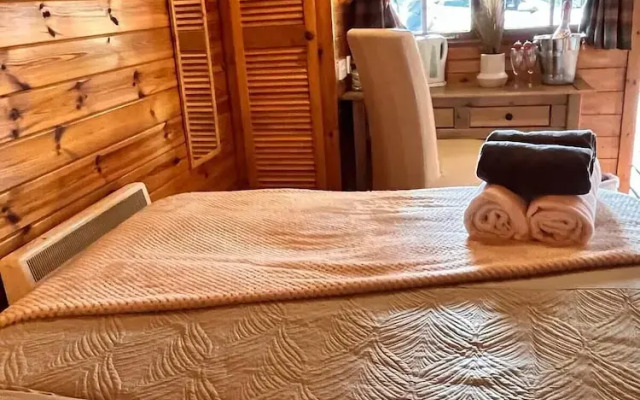 Standard Cabin in Crianlarich, West Highland way