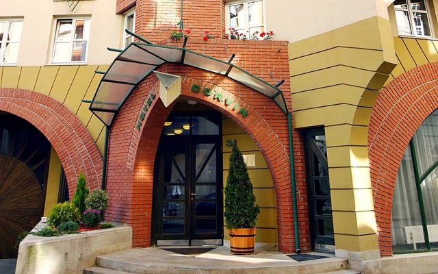Отель Corvin Hotel Budapest Венгрия, Будапешт - 3 отзыва об отеле, цены и фото номеров - забронировать отель Corvin Hotel Budapest онлайн вид на фасад
