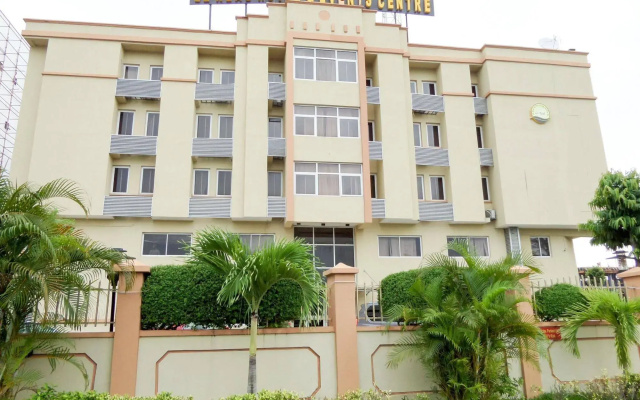 Le Real Hotel