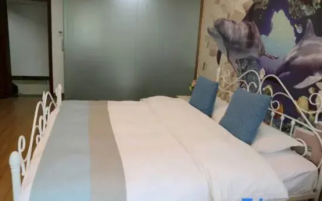 Yuejianglou Homestay (Zhangjiajie Dayong Ancient City Pedestrian Street Branch)
