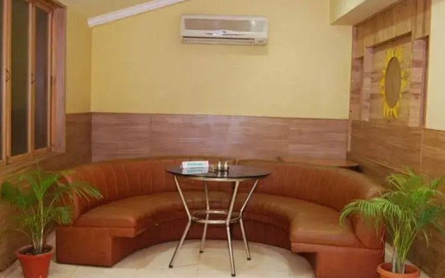 Poppys Vista Hotel