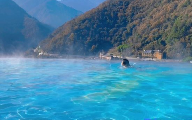 Qing yi Mountain View Residential Hotel