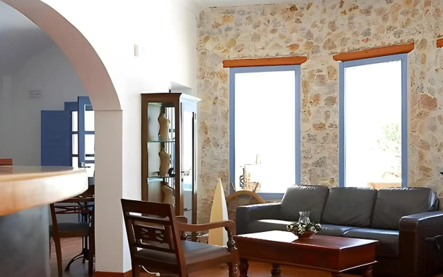 Meltemi Suites