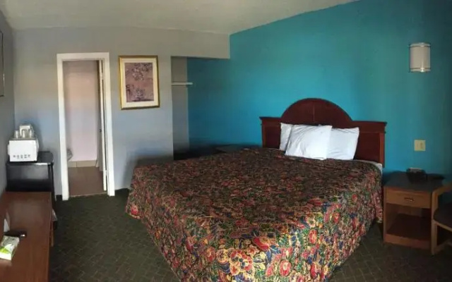 Mayo Inn