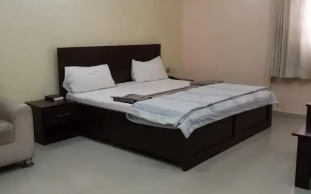 Gyeuti Citi Hotel and Suites