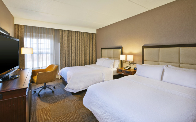 Hampton Inn & Suites Providence/Warwick-Airport