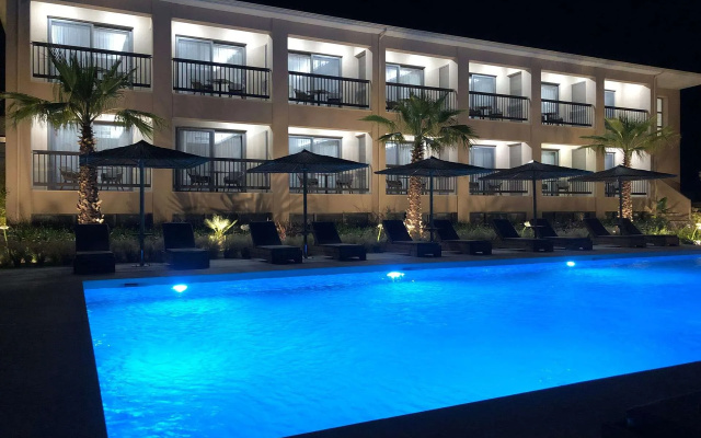 Olivessa Resort
