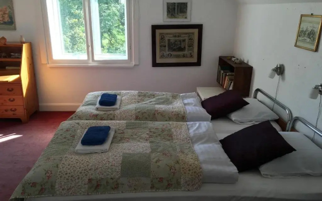 Guldbjerghus Bed & Breakfast