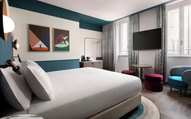 Puccini Hotel Milan, Tapestry Collection by Hilton