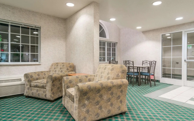 Super 8 Fargo Airport