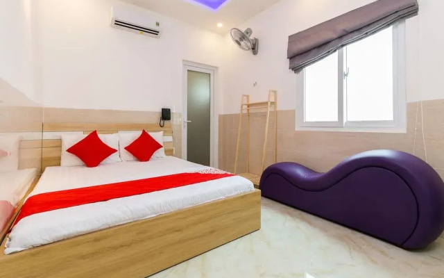 OYO 235 Ngoc Dung Hotel