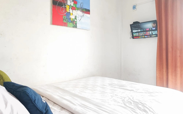 Super OYO 91497 Waskita Residence Syariah