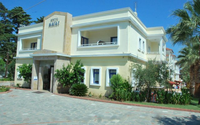 Отель Naias Beach Hotel Греция, Ханиотис - отзывы, цены и фото номеров - забронировать отель Naias Beach Hotel онлайн вид на фасад