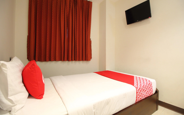 Super OYO 484 Pannee Residence Khaosan (Sha Plus)
