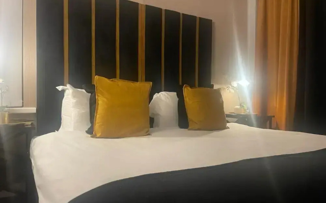 1 Bed Flat - Sleeps 2 - Jacuzzi - Parking - Wifi
