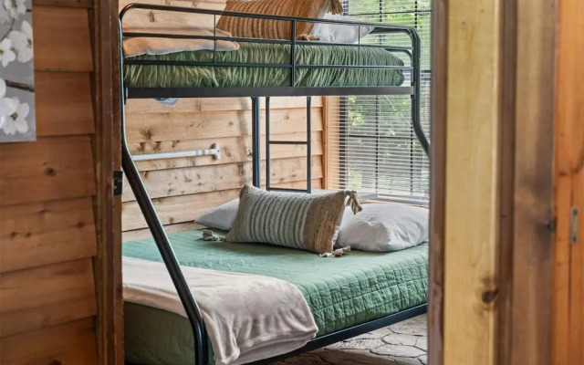 Whispering Bass Lodge 3bdr
