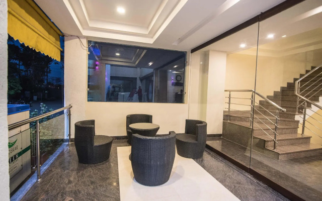 L N Hotels and Resorts