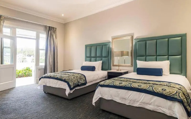 Quarters Hotel Avondale Road