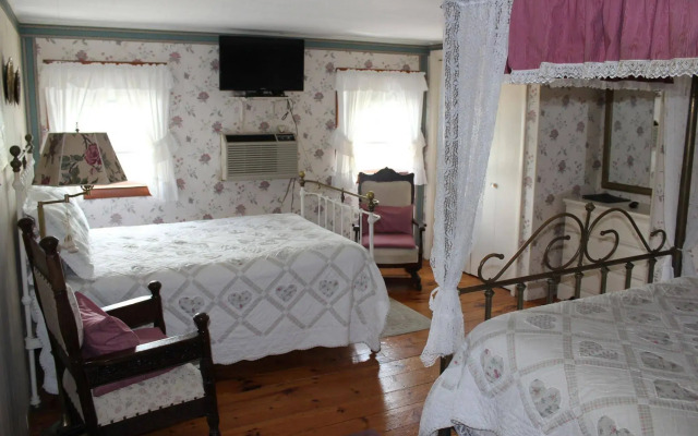 Sea Breeze Inn