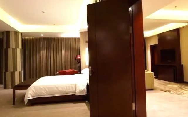 Darius International Hotel (Panlong Cave)