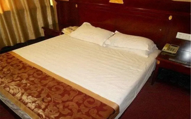 Huamao Hotel