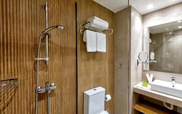 White Olive Premium Laganas - All Inclusive