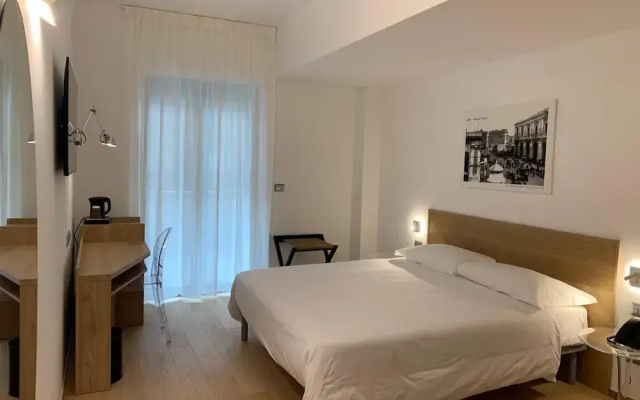 Victor Hotel