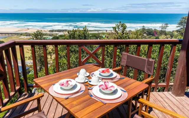Boardwalk Lodge - Luxury Studio 2 - King Beds