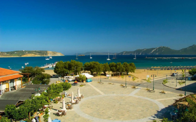 Hotel Alex