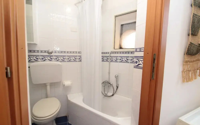 Costa Apartment