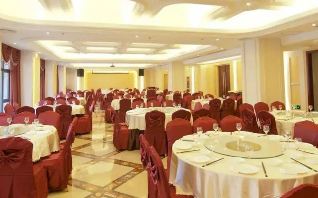 Fujun Grand Hotel