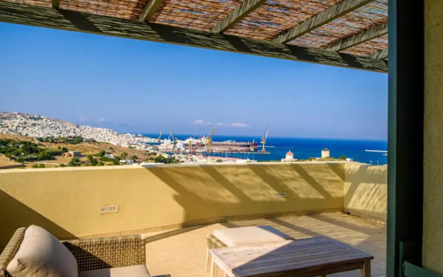 Avrofilito Syros Houses