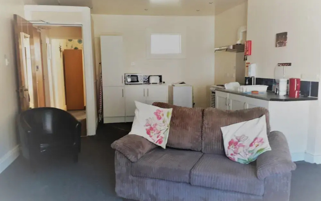 Sunrise Apartments