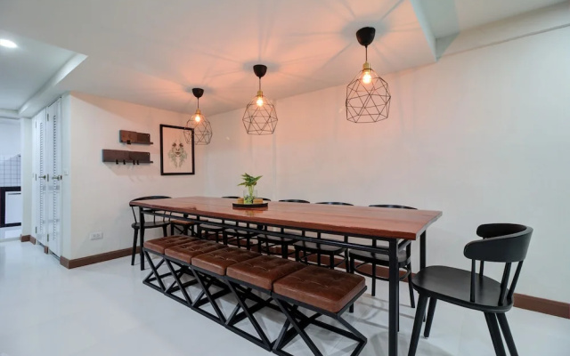 Bangkok Watergate Townhouse