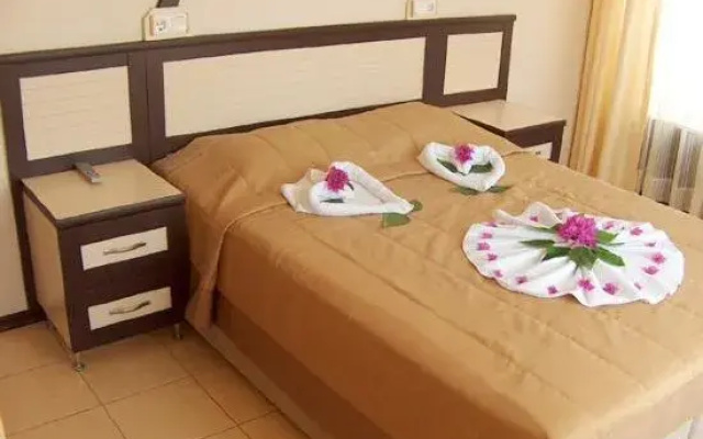 Ates Otel