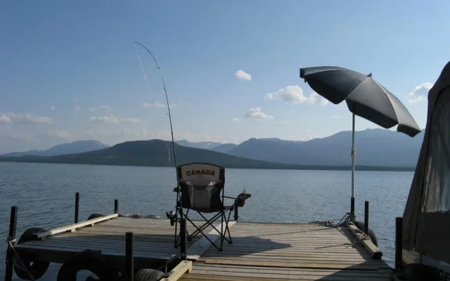 Little Atlin Lodge