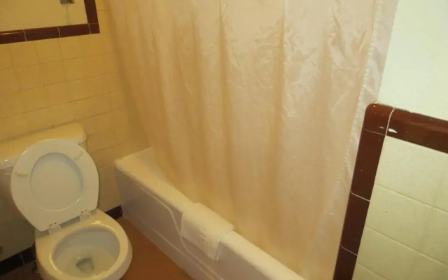 Executive Inn
