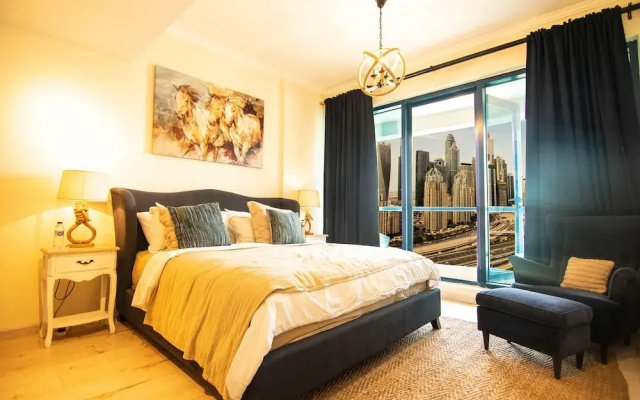 Lux BnB I X1 Tower I Golf Course & Sea Views