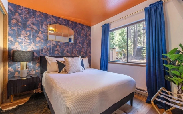 Donner Lake Outpost 4 Bedroom Home