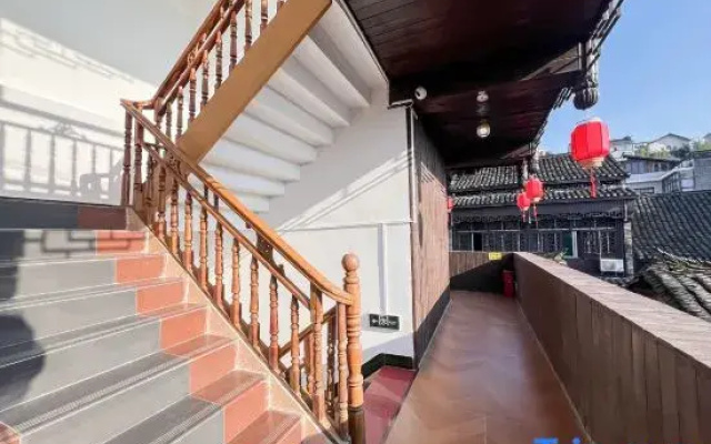 Manju Chatong Homestay (Border City Scenic Area)