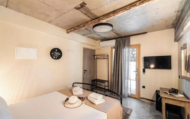 Pefkon Suites