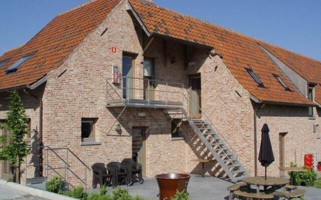 Отель B&B Het Bintjeshof Бельгия, Кортрейк - отзывы, цены и фото номеров - забронировать отель B&B Het Bintjeshof онлайн вид на фасад